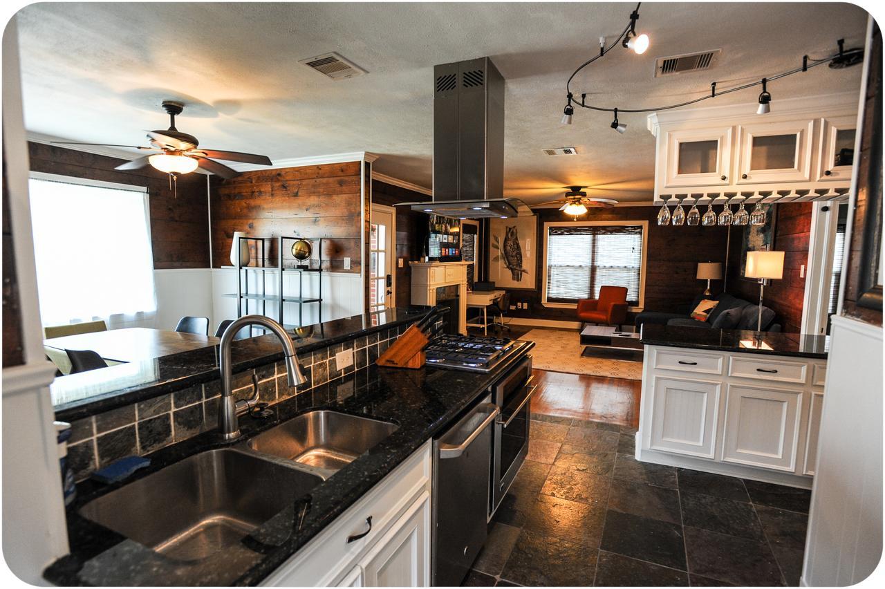 The Coyle Cabin - Close To Downtown, Stadiums, U Of H, Med Center Хьюстон Экстерьер фото